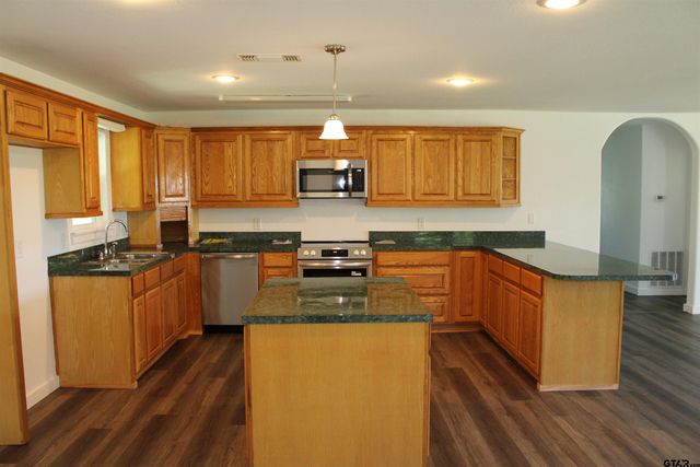 1055 CR 1314, Rusk, TX 75785