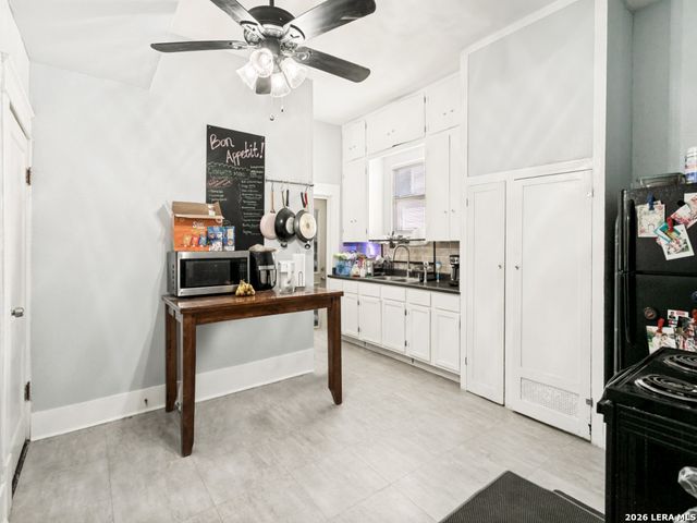 274 Post Ave, San Antonio, TX 78215