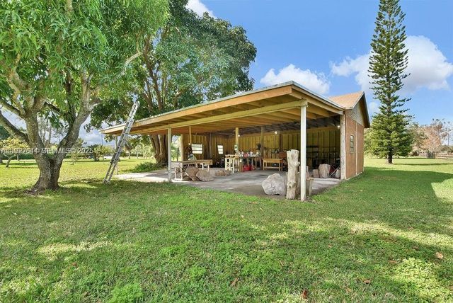 5425 SW 190th Ave, Southwest Ranches, FL 33332