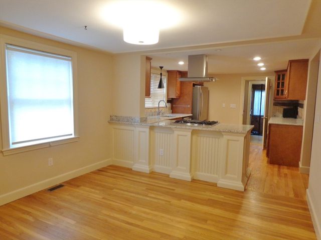 109 Fayette St 2, Watertown, MA 02472