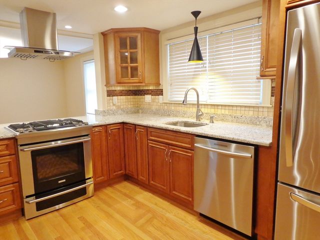 109 Fayette St 2, Watertown, MA 02472