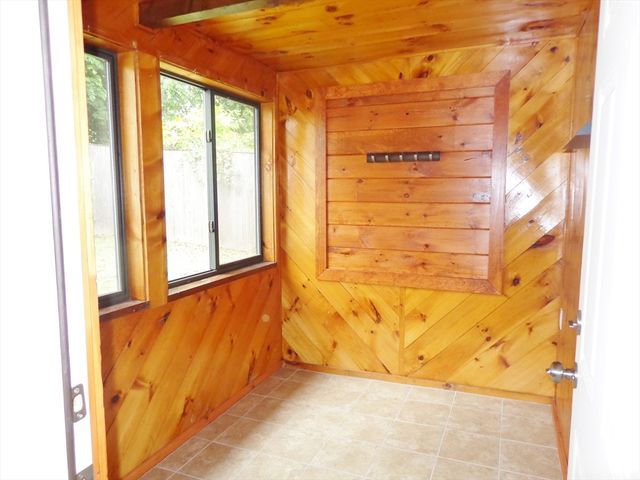 109 Fayette St 2, Watertown, MA 02472