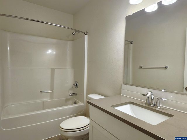 2798 Essex Av NW, Albany, OR 97321