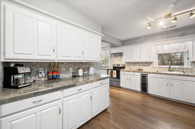 309 S Avenue B, Wortham, TX 76693