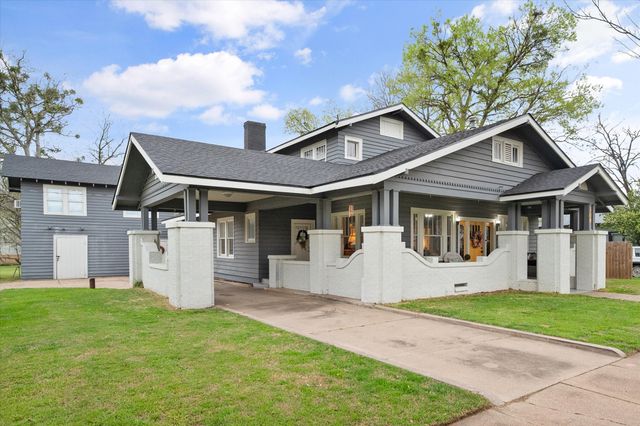 309 S Avenue B, Wortham, TX 76693