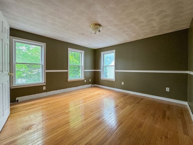 286 West St, Leominster, MA 01453