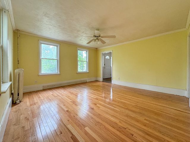 286 West St, Leominster, MA 01453