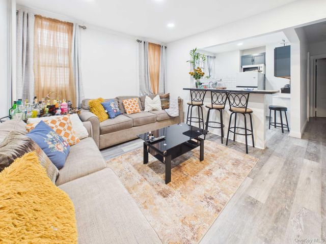 623 Baker Avenue, Bronx, NY 10460