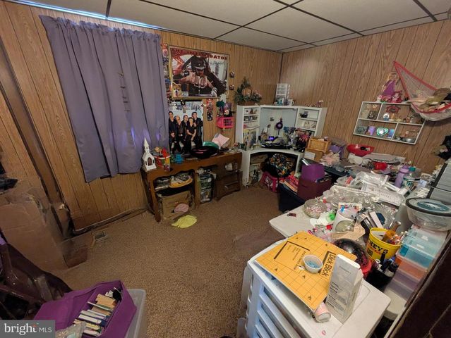 324 WALNUT ST, Catasauqua, PA 18032