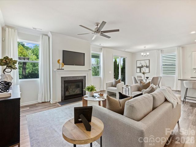 19214 Hawk Haven Lane, Charlotte, NC 28278