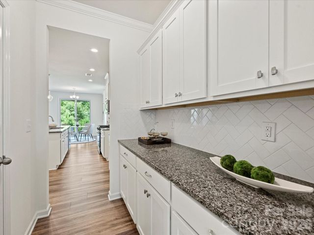 19214 Hawk Haven Lane, Charlotte, NC 28278