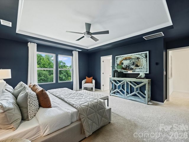 19214 Hawk Haven Lane, Charlotte, NC 28278