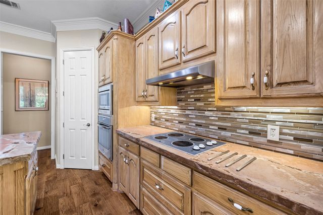 5612 Equestrian Court, Granbury, TX 76049