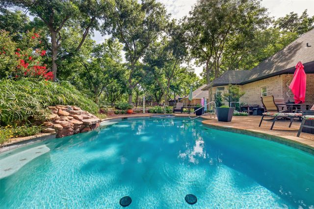 5612 Equestrian Court, Granbury, TX 76049