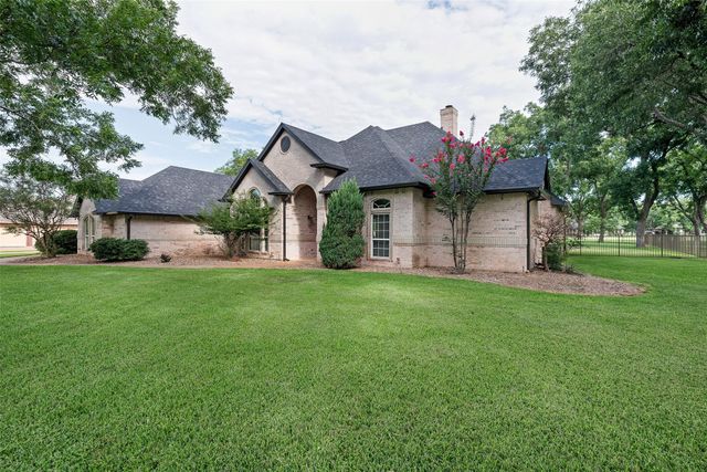 5612 Equestrian Court, Granbury, TX 76049