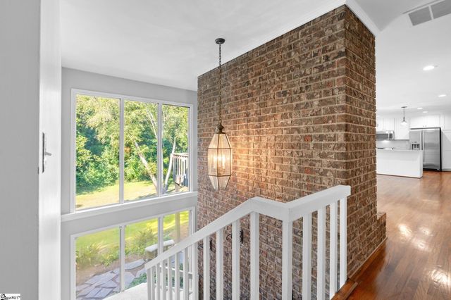 209 E Kenilworth Drive, Greenville, SC 29615