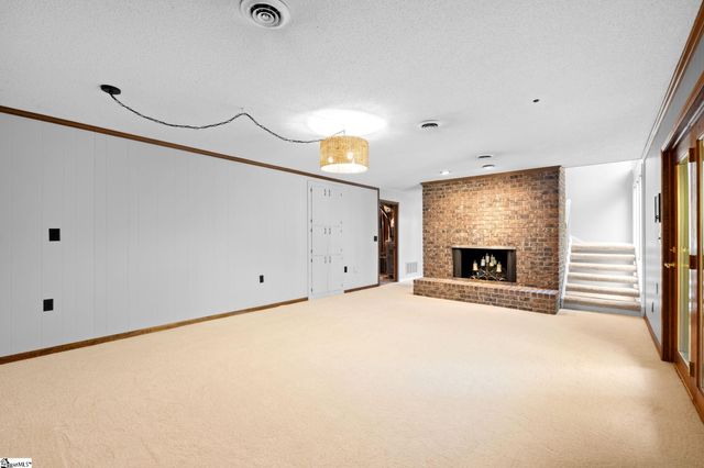 209 E Kenilworth Drive, Greenville, SC 29615