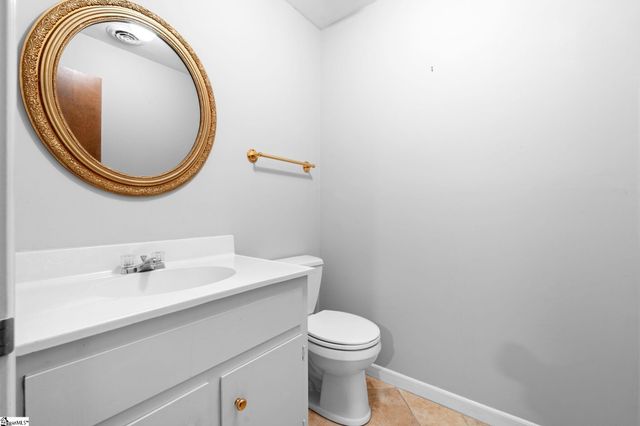 209 E Kenilworth Drive, Greenville, SC 29615