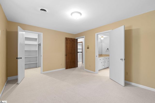 209 E Kenilworth Drive, Greenville, SC 29615