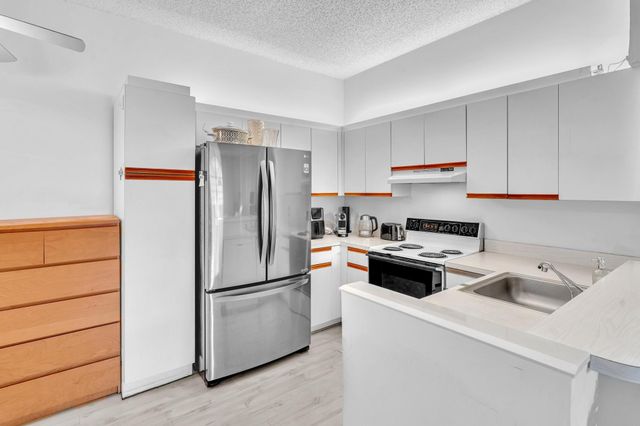 5395 Firenze Drive O, Boynton Beach, FL 33437