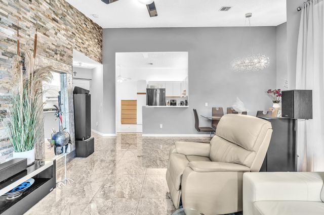 5395 Firenze Drive O, Boynton Beach, FL 33437