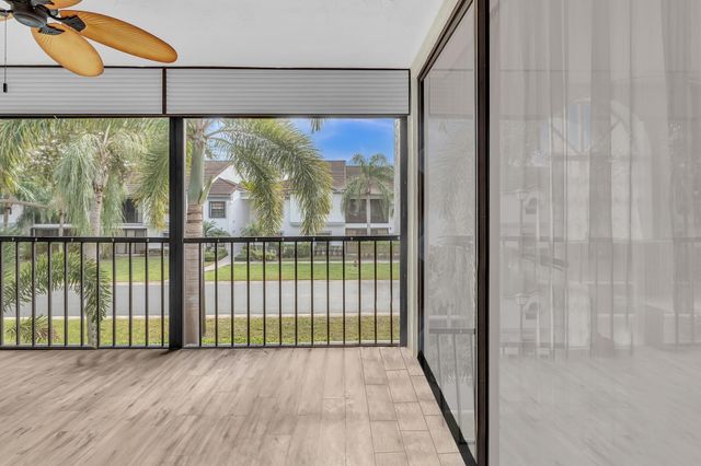 5395 Firenze Drive O, Boynton Beach, FL 33437