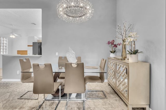 5395 Firenze Drive O, Boynton Beach, FL 33437