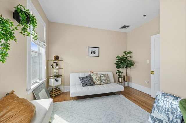 285 Neponset Ave PH, Boston, MA 02122
