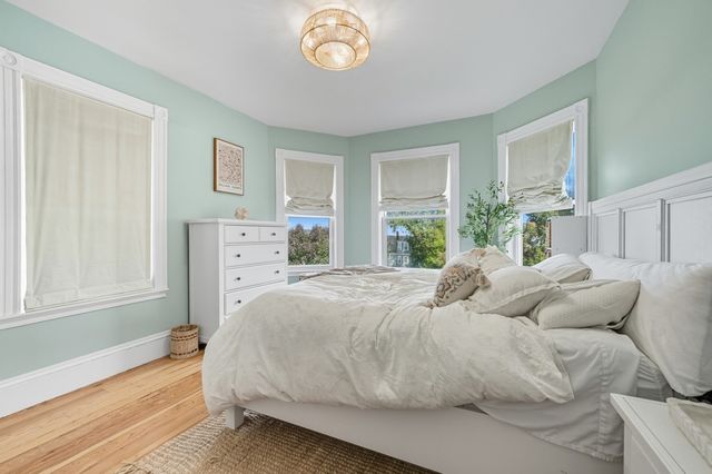 285 Neponset Ave PH, Boston, MA 02122