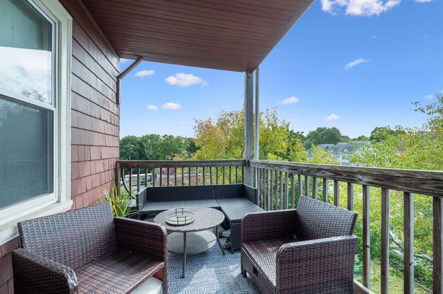 285 Neponset Ave PH, Boston, MA 02122