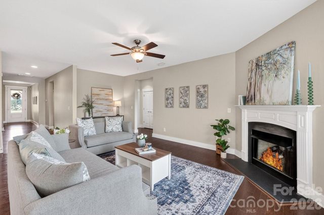 119 Martingale Avenue, Mooresville, NC 28115