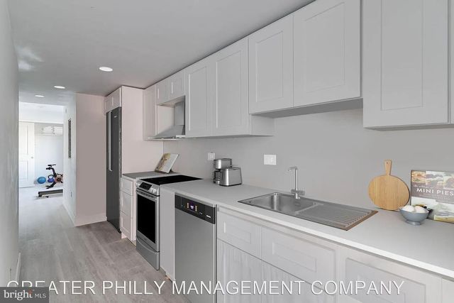 1558 N 29TH ST, Philadelphia, PA 19121