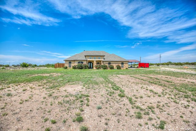3038 Lineman Lane, Christoval, TX 76935