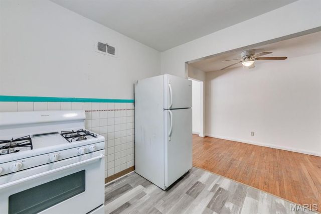 5875 Robert Avenue, St Louis, MO 63109