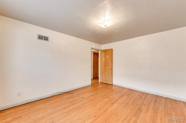 5875 Robert Avenue, St Louis, MO 63109