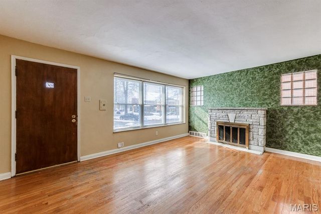 5875 Robert Avenue, St Louis, MO 63109