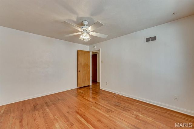 5875 Robert Avenue, St Louis, MO 63109