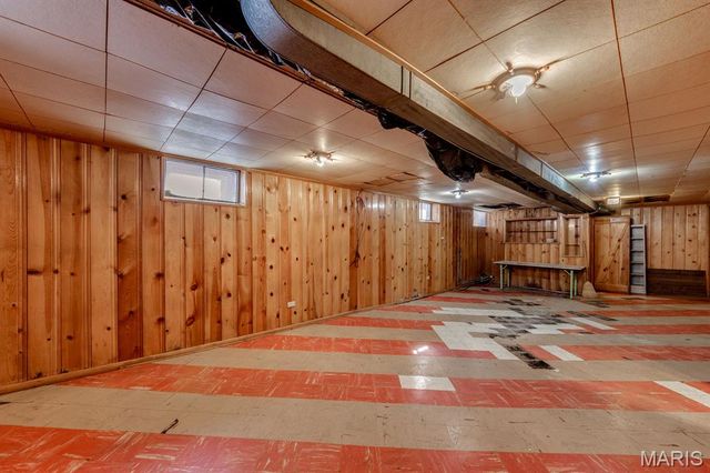 5875 Robert Avenue, St Louis, MO 63109