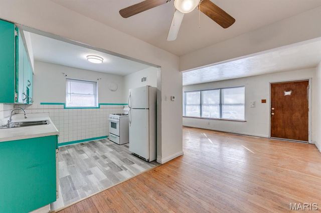 5875 Robert Avenue, St Louis, MO 63109