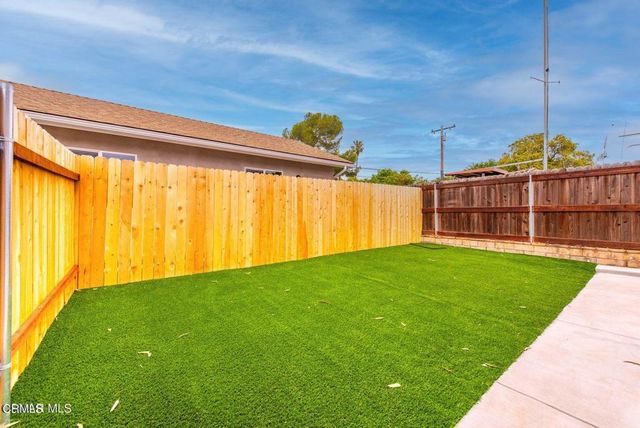 839 Calle Margarita C, Thousand Oaks, CA 91360