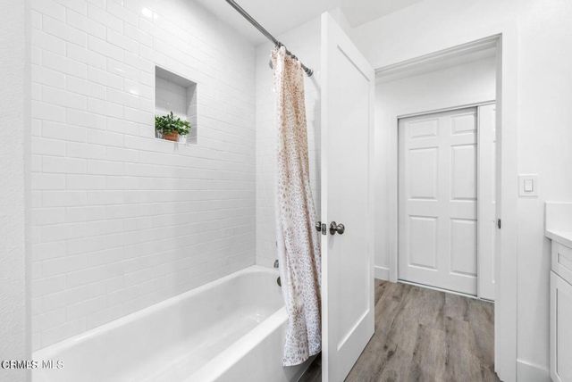 839 Calle Margarita C, Thousand Oaks, CA 91360