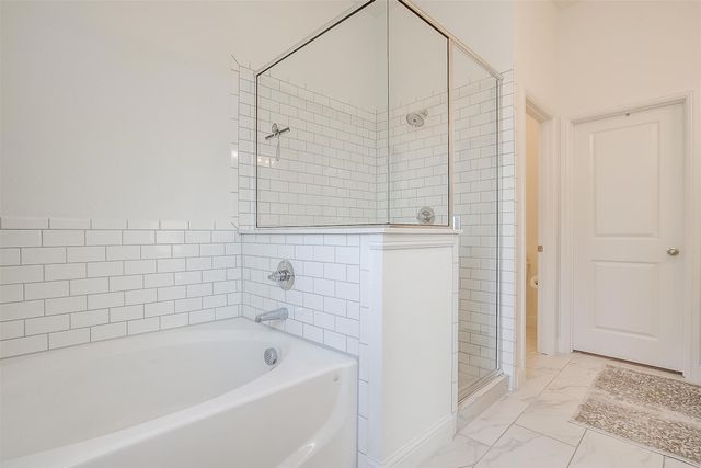 408 E Paddock, Willow Park, TX 76087