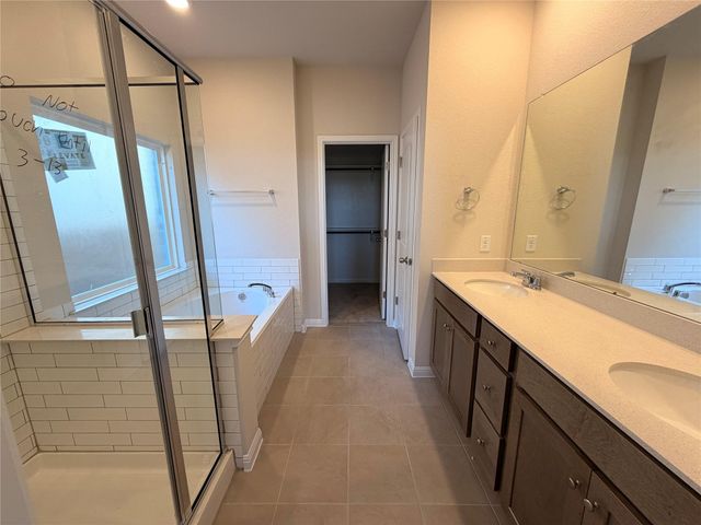 108 Coleto TRL, Bastrop, TX 78602