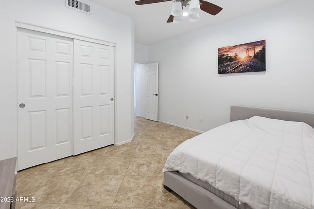 13 W SILVERWOOD Drive, Phoenix, AZ 85045