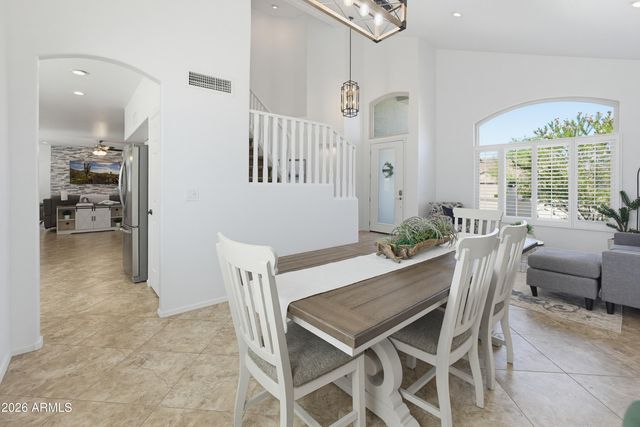 13 W SILVERWOOD Drive, Phoenix, AZ 85045