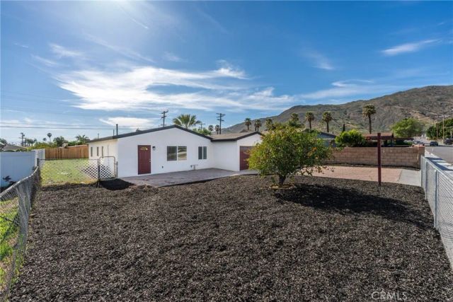 5672 28th Street, Jurupa Valley, CA 92509