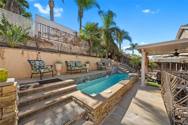 39789 Chambray, Murrieta, CA 92563