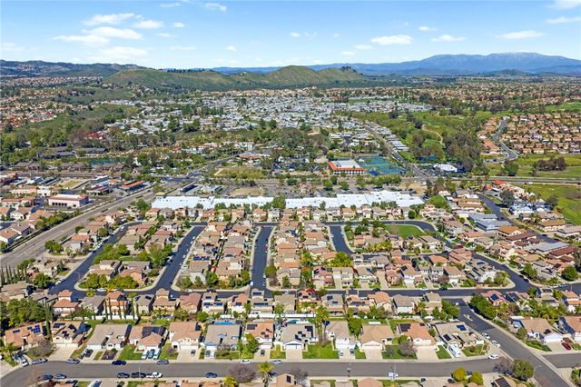 39789 Chambray, Murrieta, CA 92563