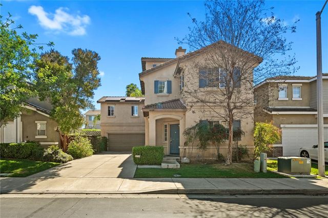 39789 Chambray, Murrieta, CA 92563