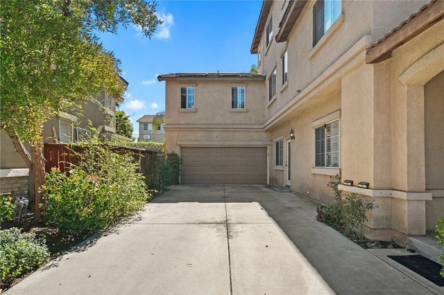 39789 Chambray, Murrieta, CA 92563